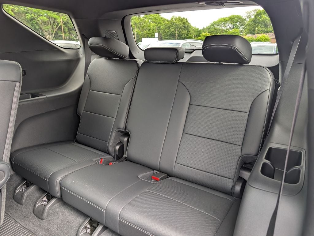 2025 Chevrolet Traverse LT 2LT