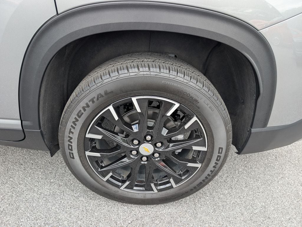 2025 Chevrolet Traverse LT 2LT