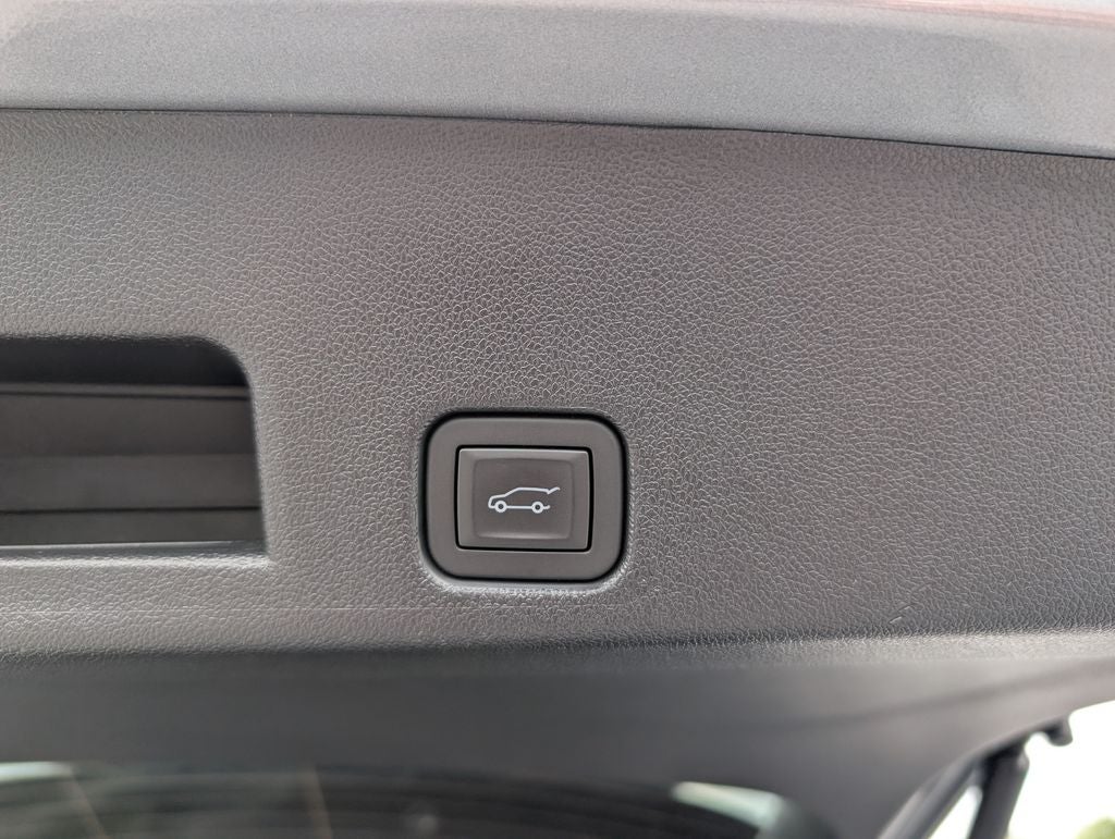 2025 Chevrolet Traverse LT 2LT