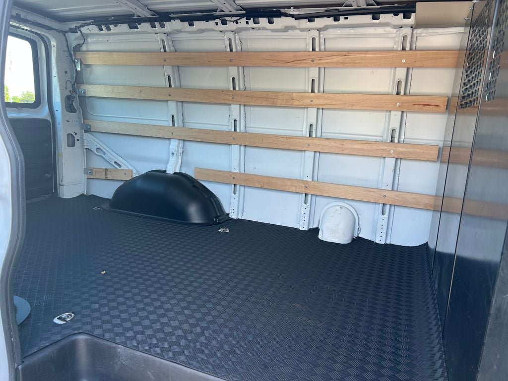 2024 GMC Savana 2500 Work Van