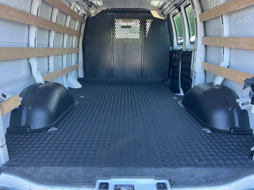 2024 GMC Savana 2500 Work Van
