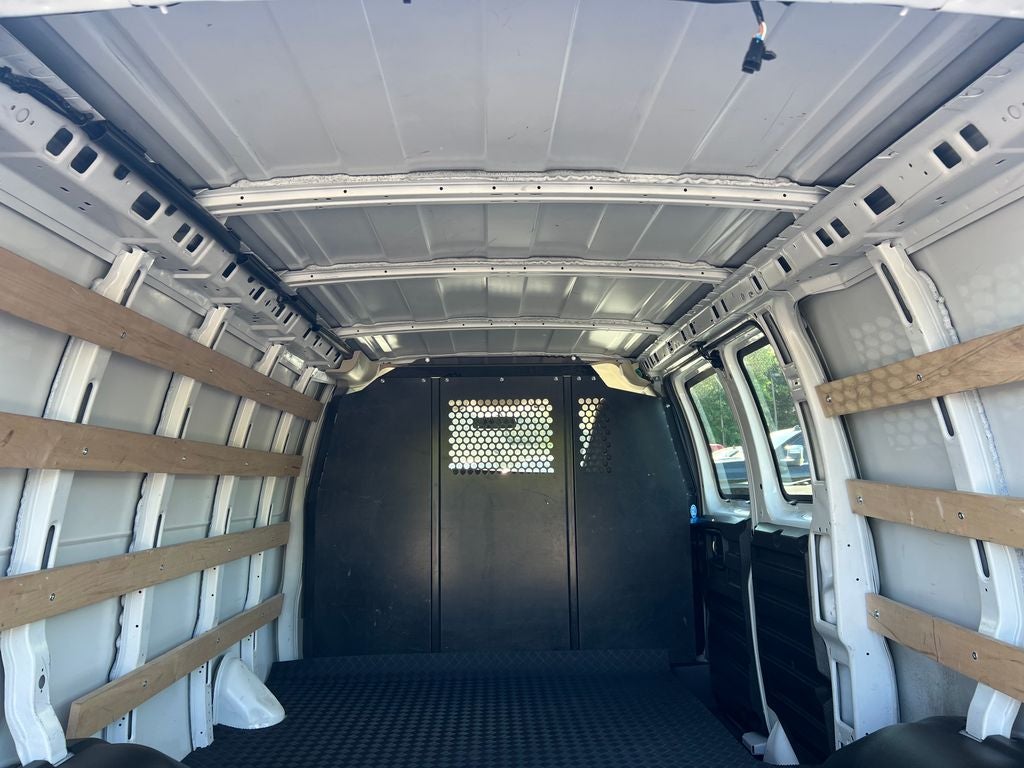 2024 GMC Savana 2500 Work Van