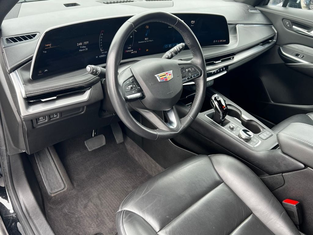 2024 Cadillac XT4 Premium Luxury