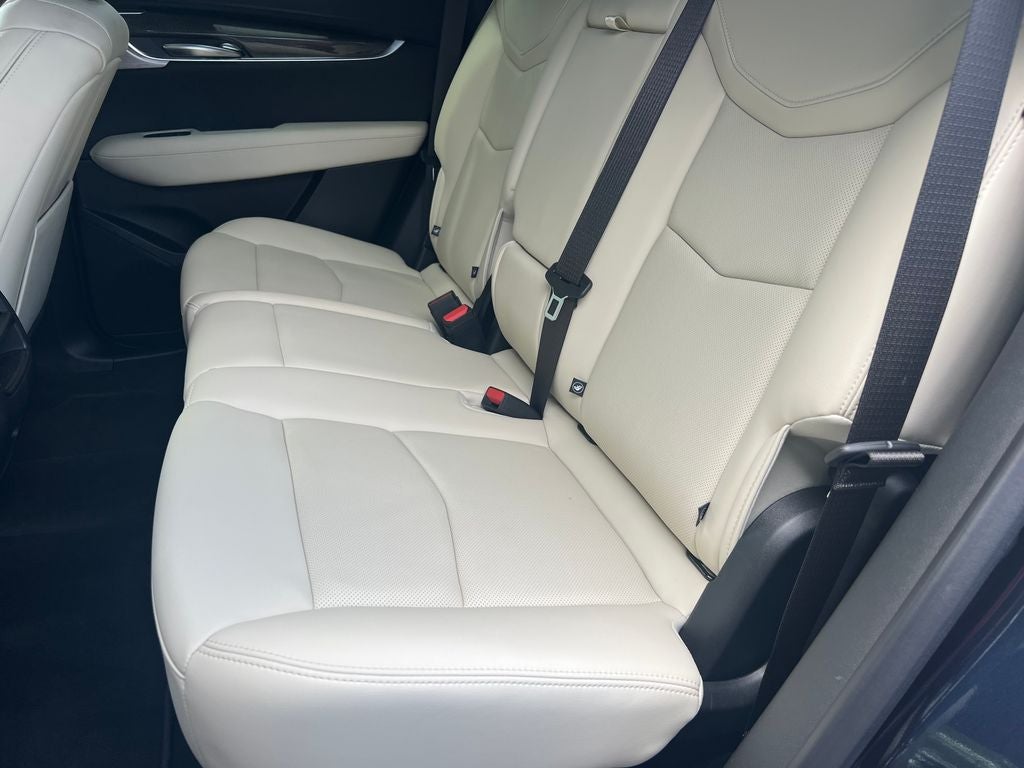 2022 Cadillac XT5 Sport