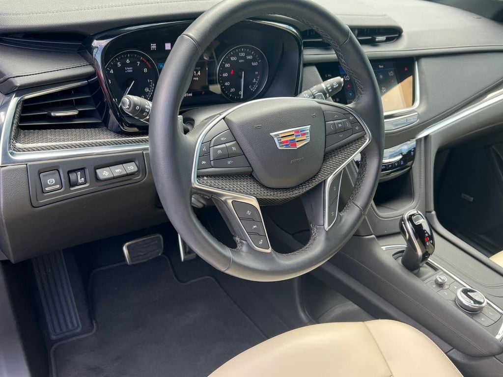 2022 Cadillac XT5 Sport