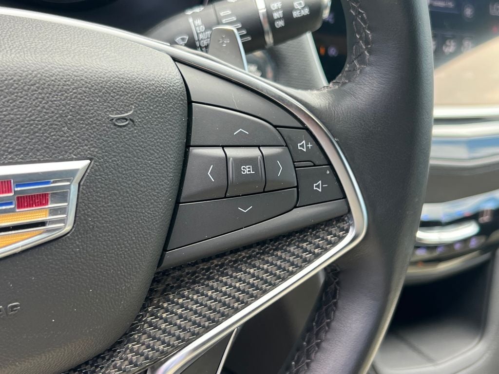 2022 Cadillac XT5 Sport