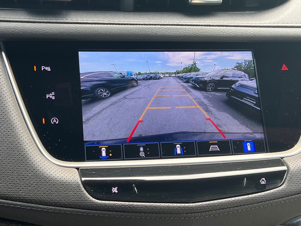 2022 Cadillac XT5 Sport