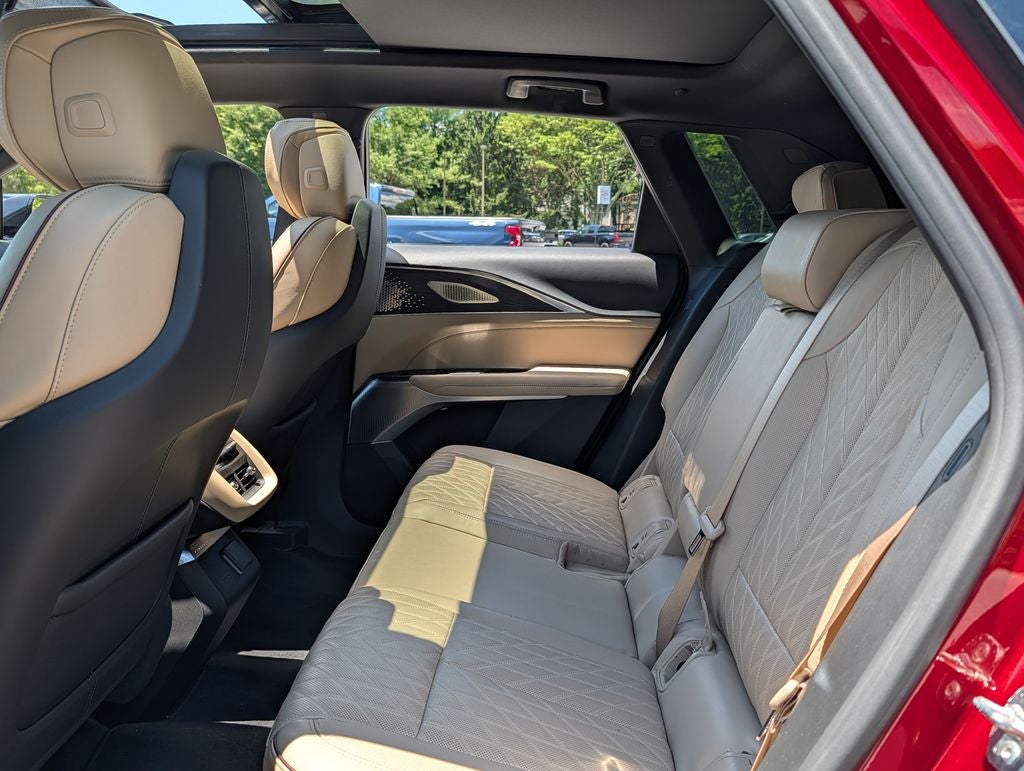 2024 Cadillac LYRIQ Sport