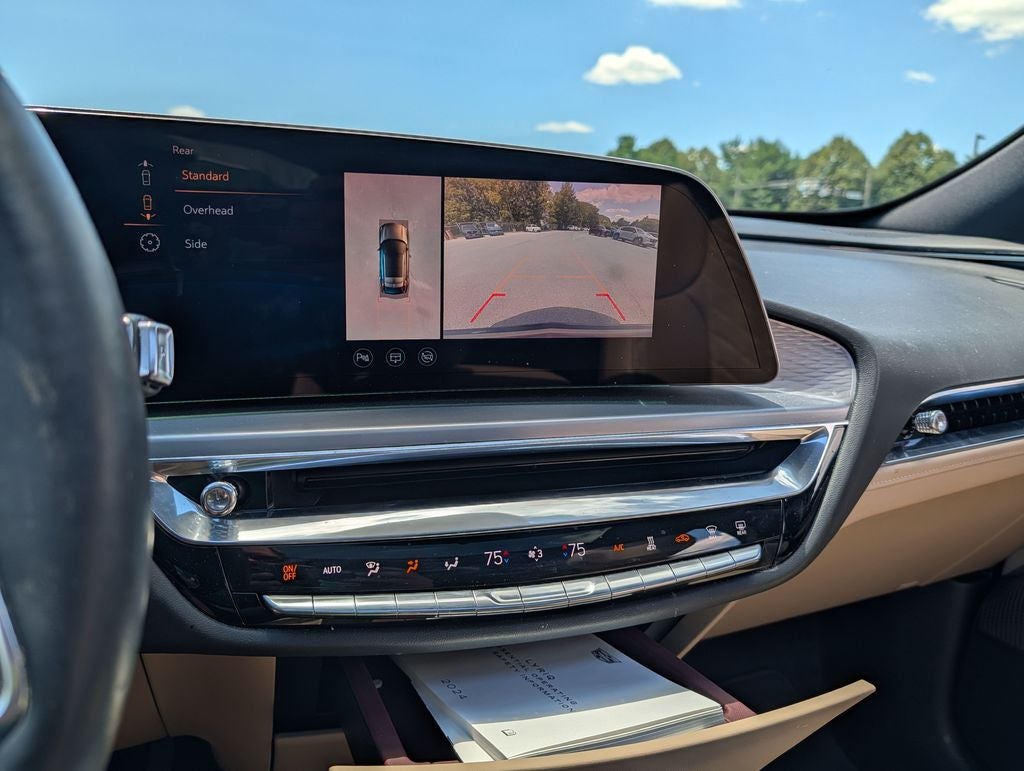 2024 Cadillac LYRIQ Sport