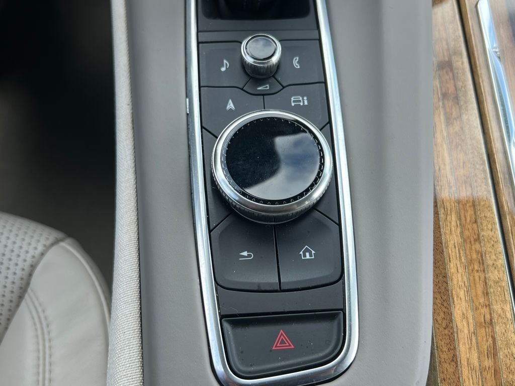 2022 Cadillac Escalade Premium Luxury Platinum