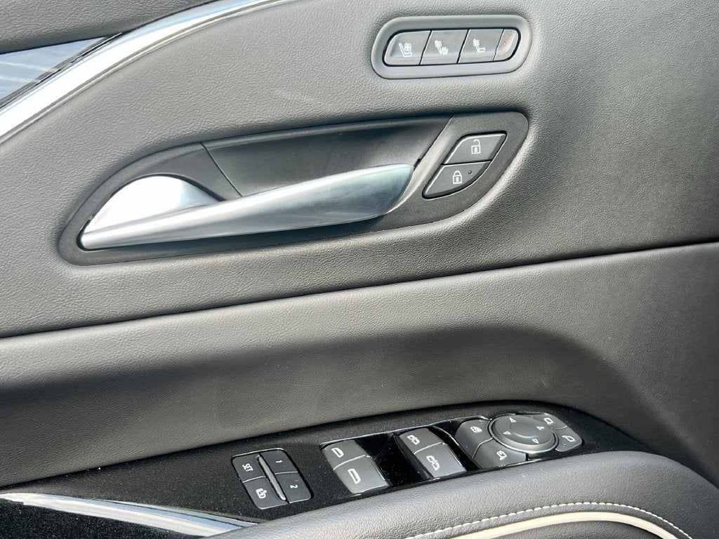 2023 Cadillac Escalade Sport