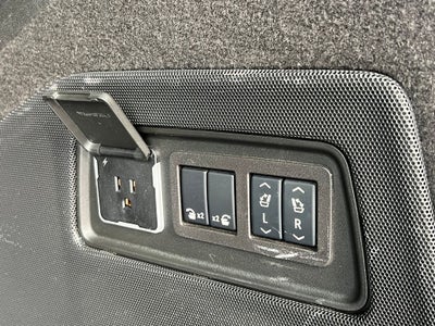 2024 Cadillac Escalade ESV Sport