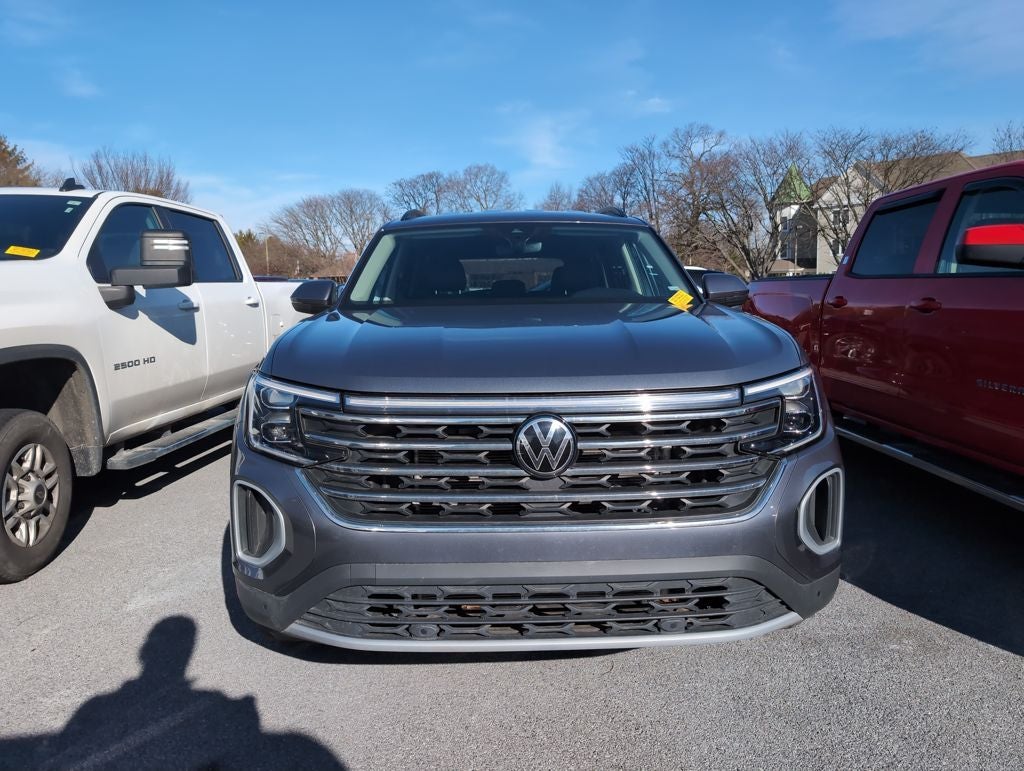 2025 Volkswagen Atlas 2.0T SE w/Technology