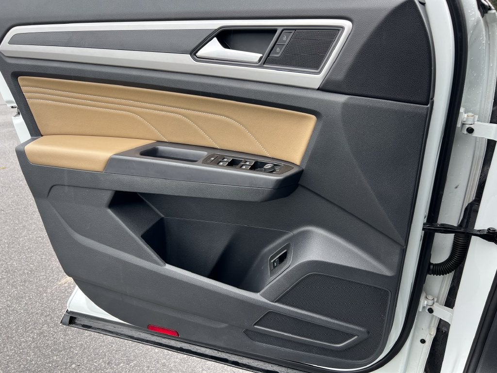 2021 Volkswagen Atlas Cross Sport 3.6L V6 SEL R-Line