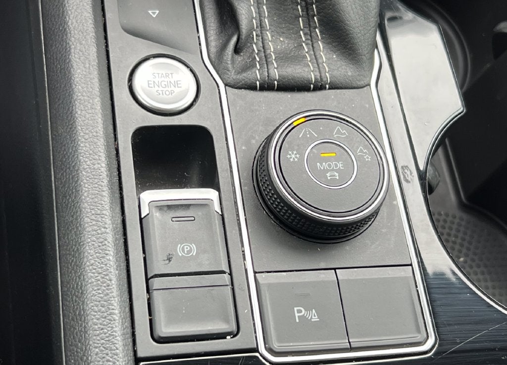 2021 Volkswagen Atlas Cross Sport 3.6L V6 SEL R-Line