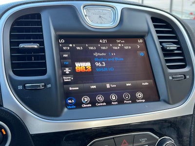 2022 Chrysler 300 Touring