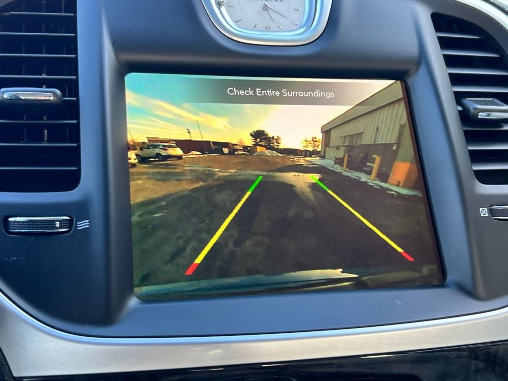 2022 Chrysler 300 Touring