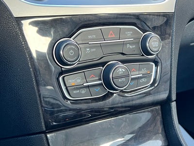 2022 Chrysler 300 Touring