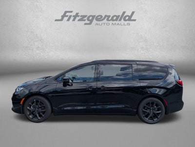 2025 Chrysler Pacifica Limited