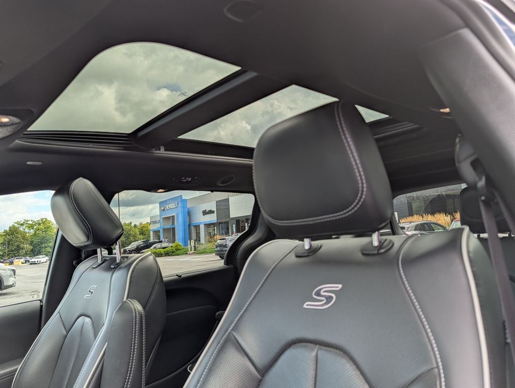 2025 Chrysler Pacifica Limited