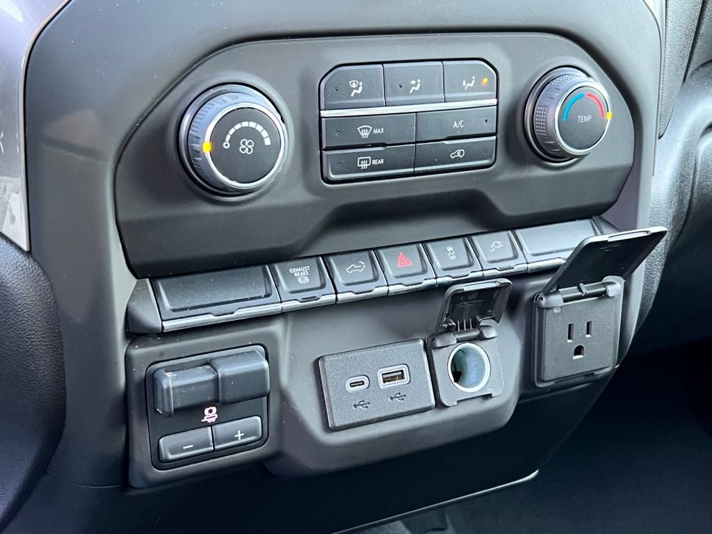 2023 Chevrolet Silverado 2500HD Custom