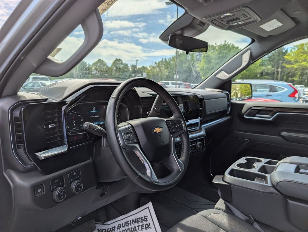 2024 Chevrolet Silverado 1500 LT LT1