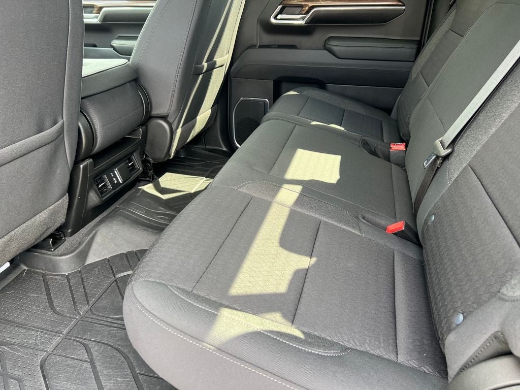 2024 Chevrolet Silverado 1500 LT LT1