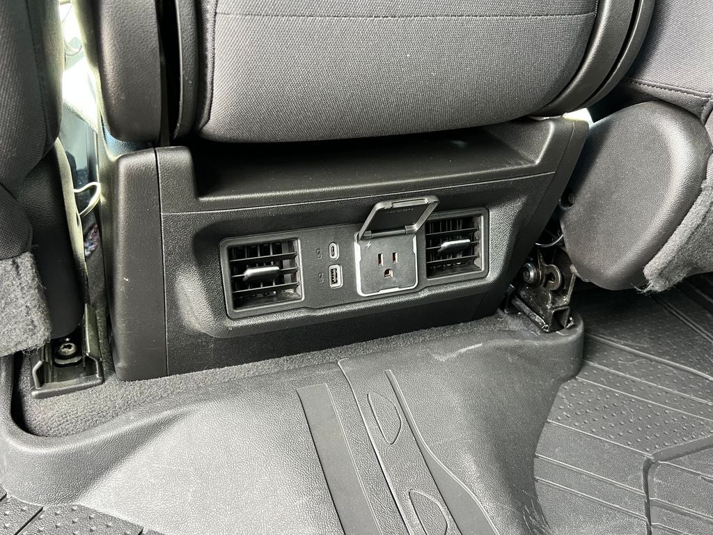 2024 Chevrolet Silverado 1500 LT LT1