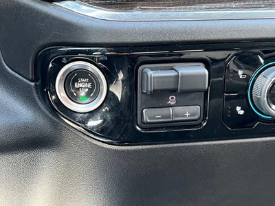 2024 Chevrolet Silverado 1500 LT LT1