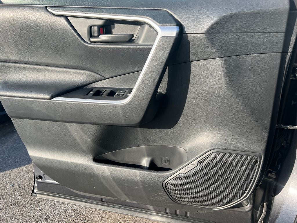 2019 Toyota RAV4 Hybrid LE