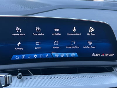 2025 Cadillac OPTIQ Sport 2