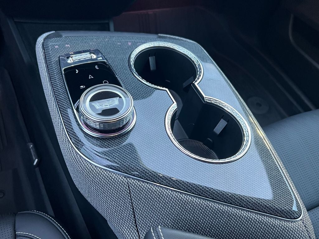 2025 Cadillac OPTIQ Sport 2