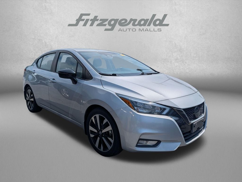 2021 Nissan Versa 1.6 SR