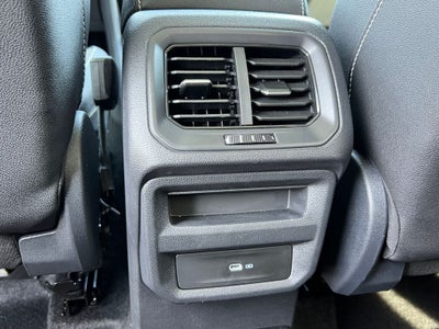 2024 Volkswagen Taos 1.5T SEL