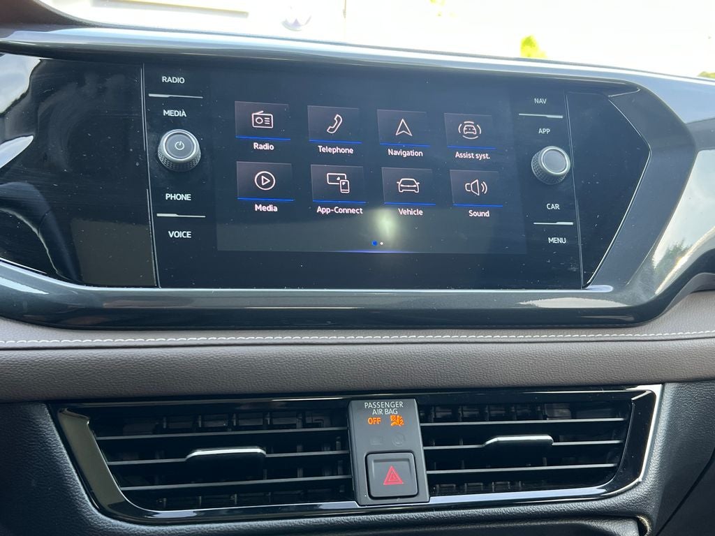 2024 Volkswagen Taos 1.5T SEL
