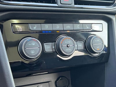 2024 Volkswagen Taos 1.5T SEL