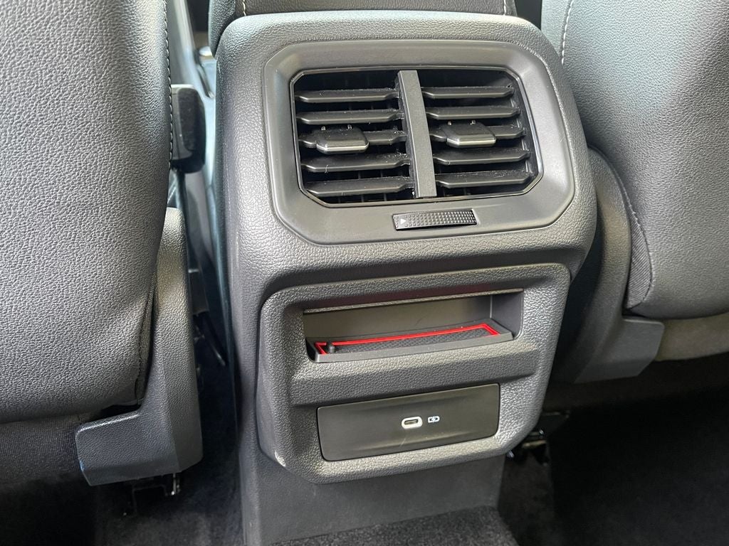 2024 Volkswagen Taos 1.5T SEL