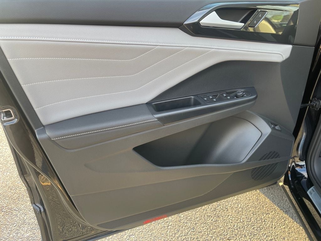 2024 Volkswagen Taos 1.5T SEL