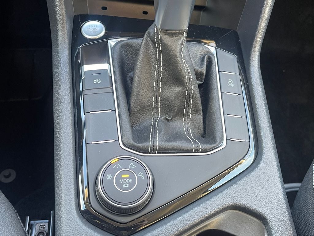 2024 Volkswagen Taos 1.5T SEL