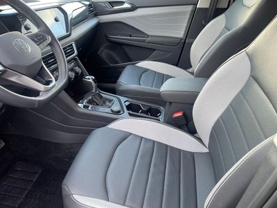 2024 Volkswagen Taos 1.5T SEL