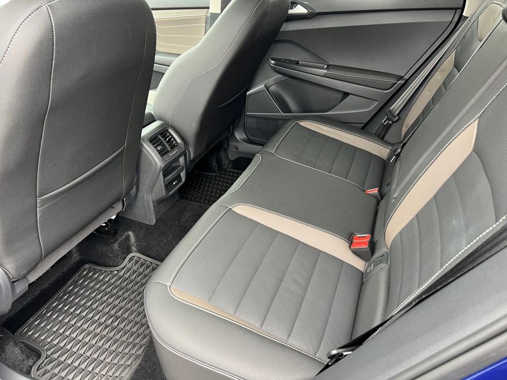 2024 Volkswagen Taos 1.5T SEL