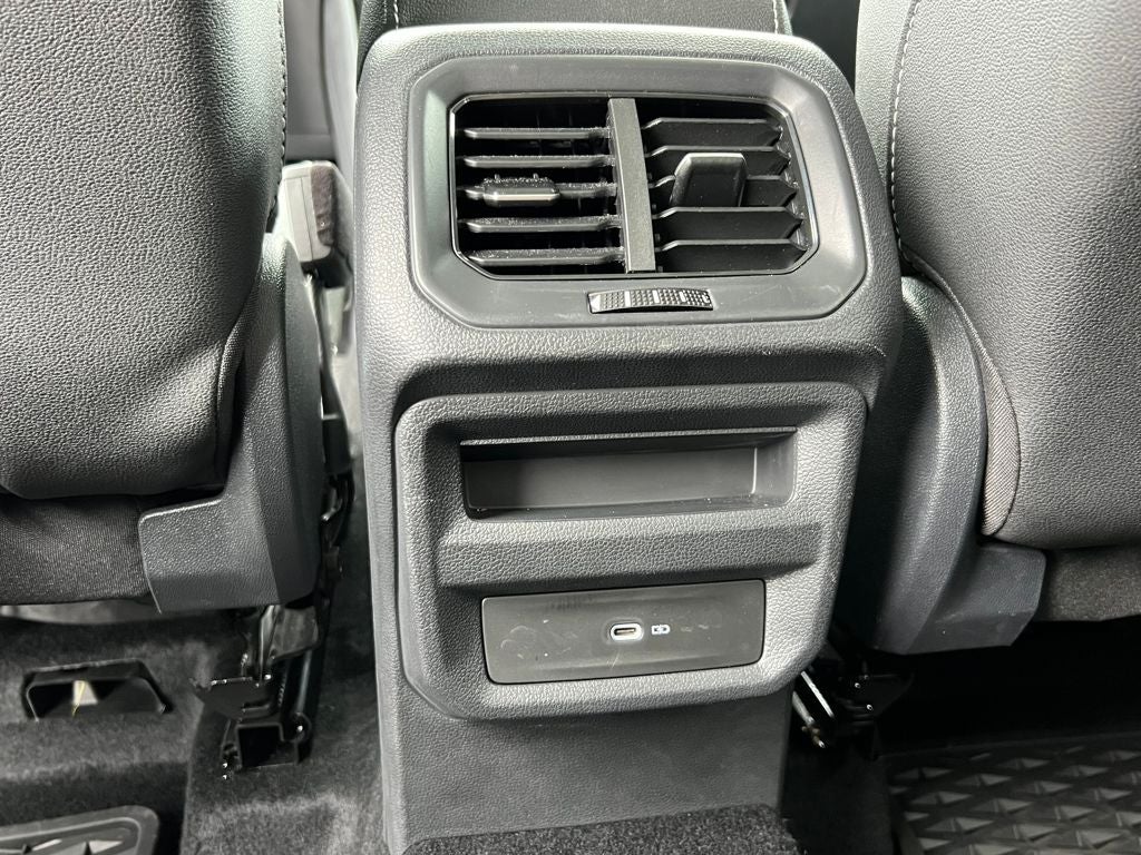 2024 Volkswagen Taos 1.5T SEL