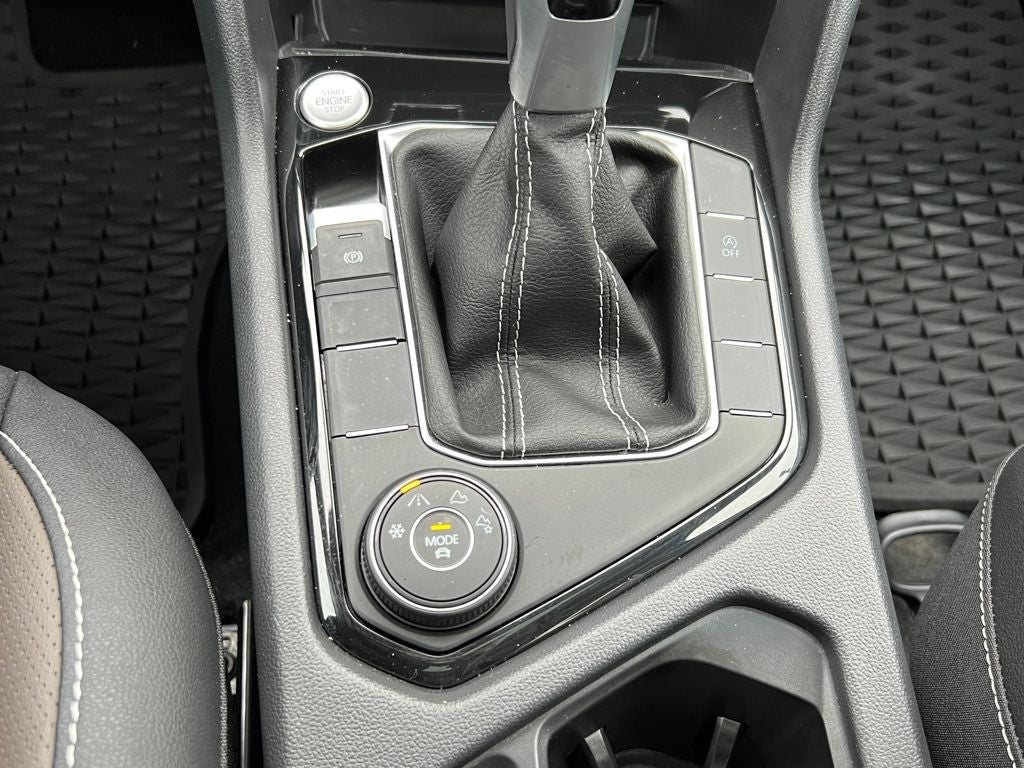 2024 Volkswagen Taos 1.5T SEL