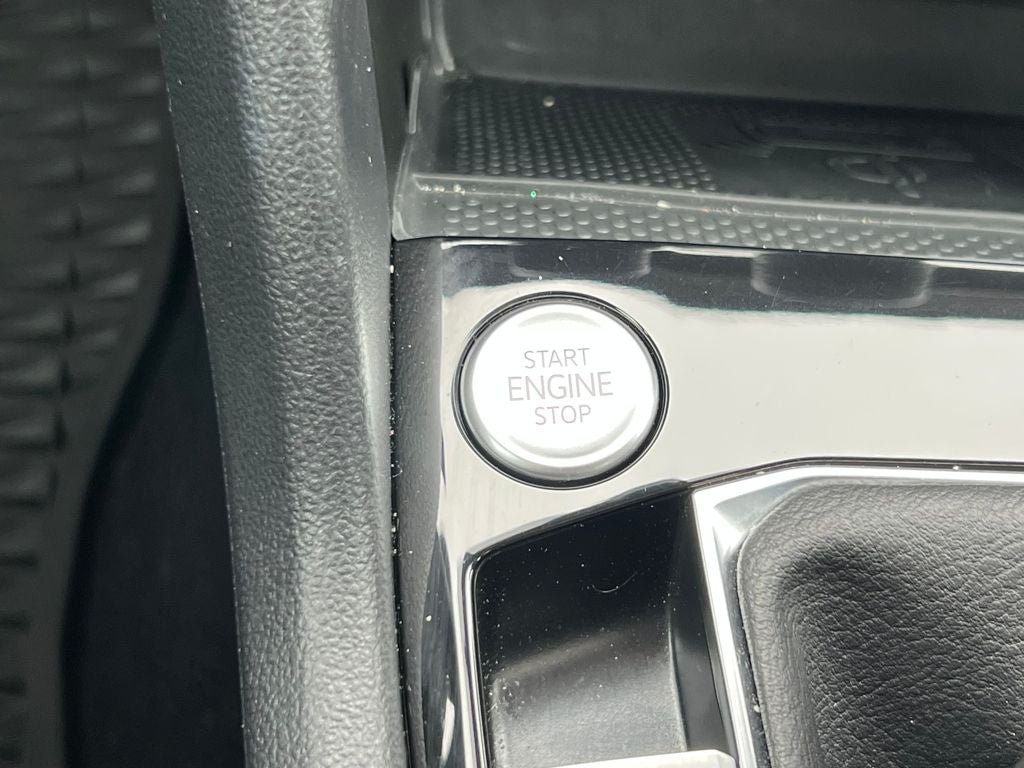 2024 Volkswagen Taos 1.5T SEL