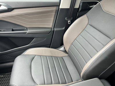 2024 Volkswagen Taos 1.5T SEL