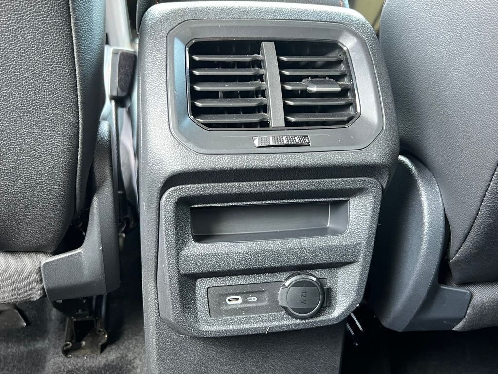 2024 Volkswagen Tiguan 2.0T Wolfsburg Edition