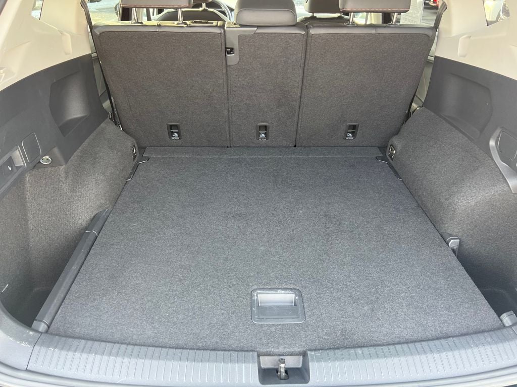 2024 Volkswagen Tiguan 2.0T Wolfsburg Edition