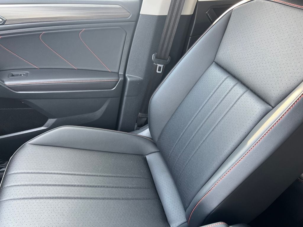 2024 Volkswagen Tiguan 2.0T Wolfsburg Edition