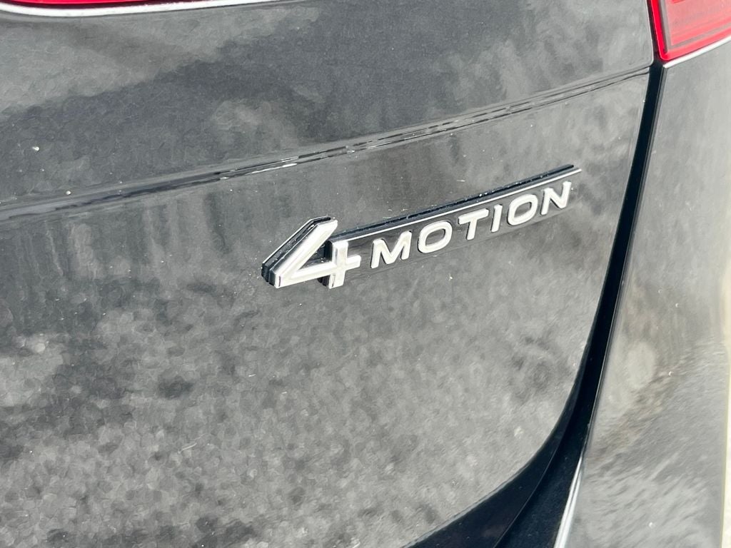 2024 Volkswagen Tiguan 2.0T Wolfsburg Edition