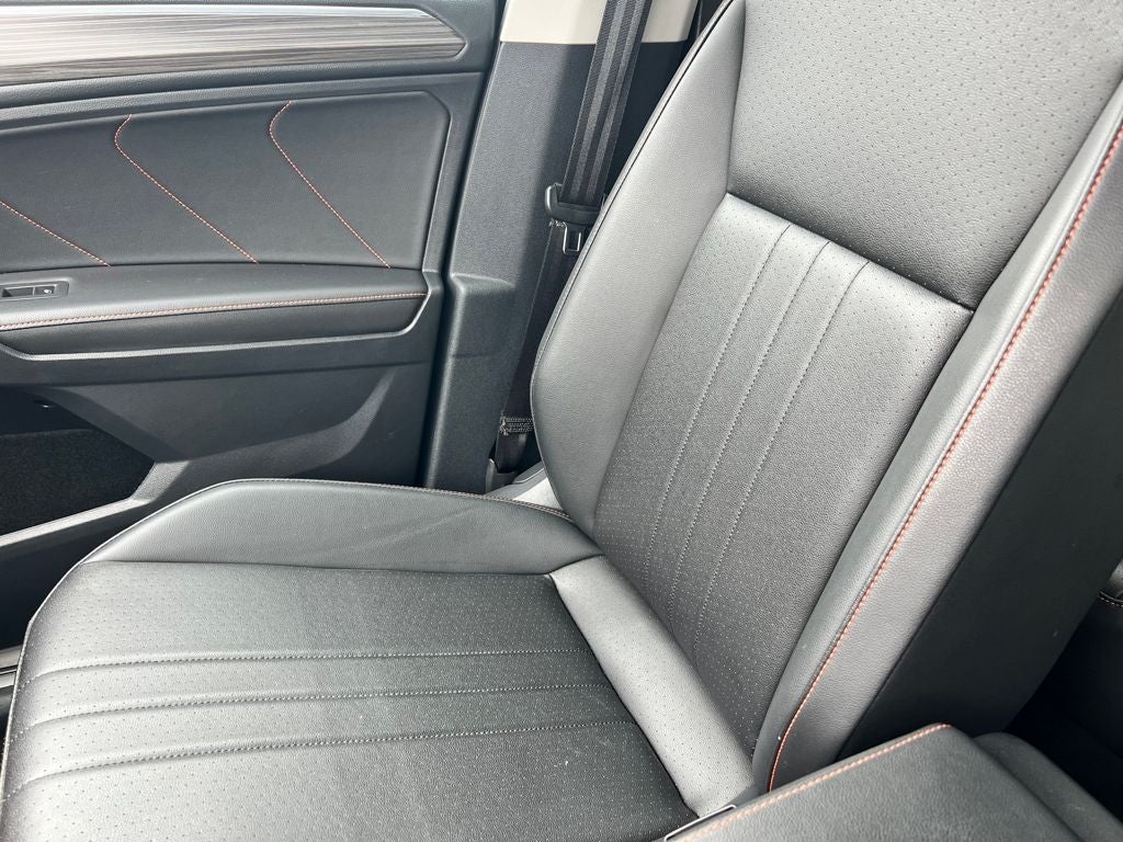 2024 Volkswagen Tiguan 2.0T Wolfsburg Edition